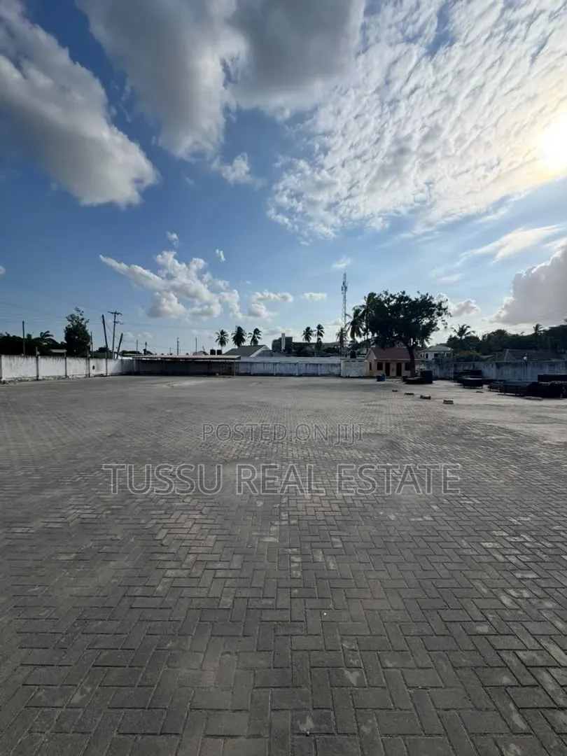 Yard/Custom Bonded for Rent Mbezibeach Mwai Kibaki Rd