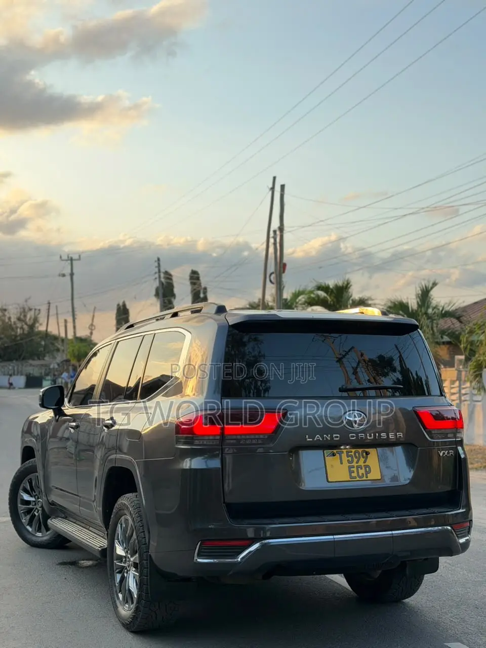 Toyota Land Cruiser 3.3 Diesel 4WD 2022 Gray