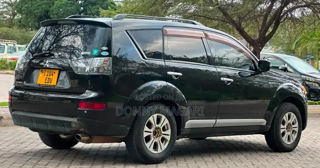 Mitsubishi Outlander 2008 Black
