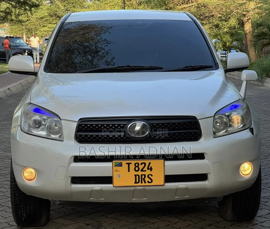 Toyota RAV4 2006 Pearl