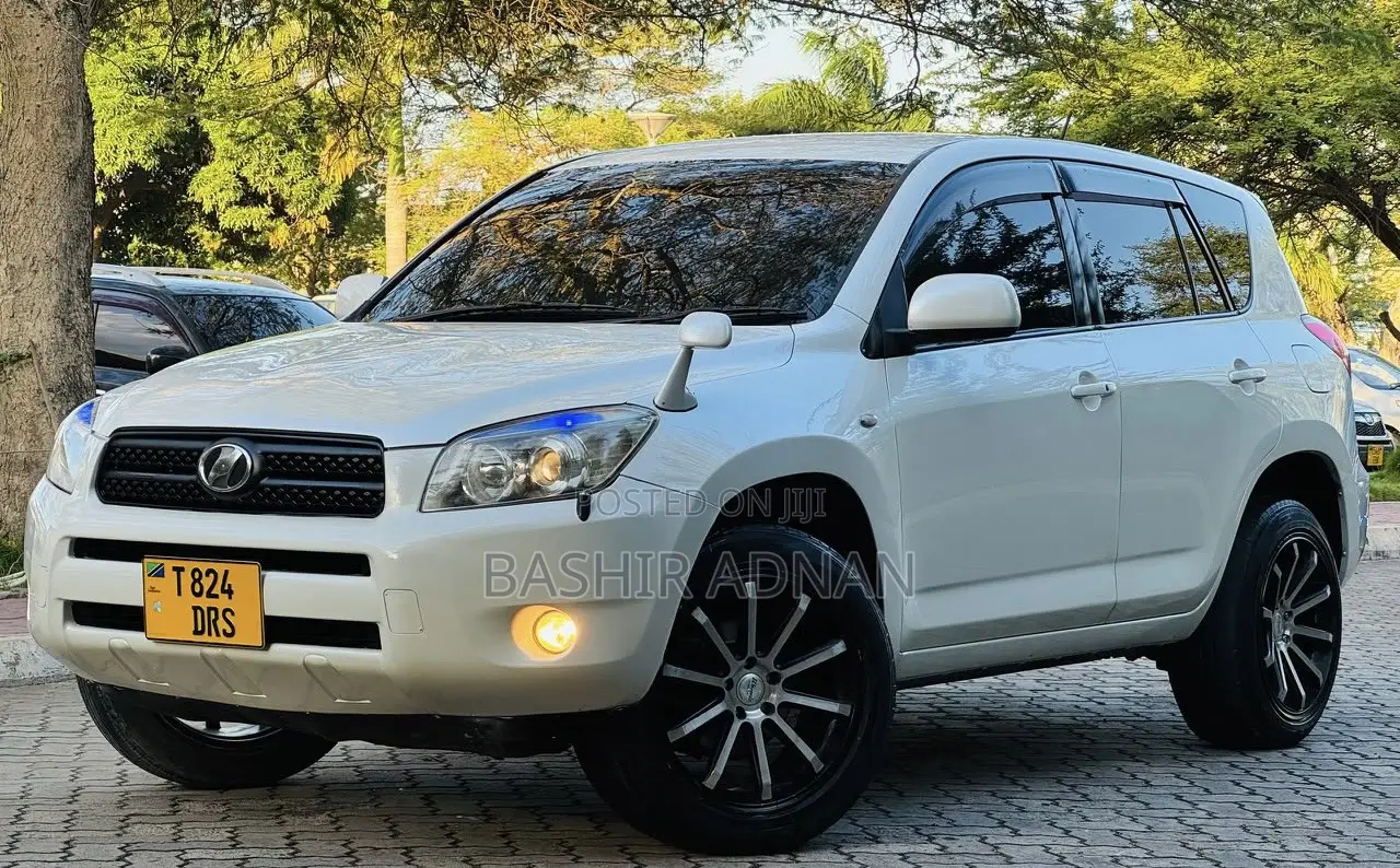 Toyota RAV4 2006 Pearl