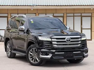 Toyota Land Cruiser 2023 Black