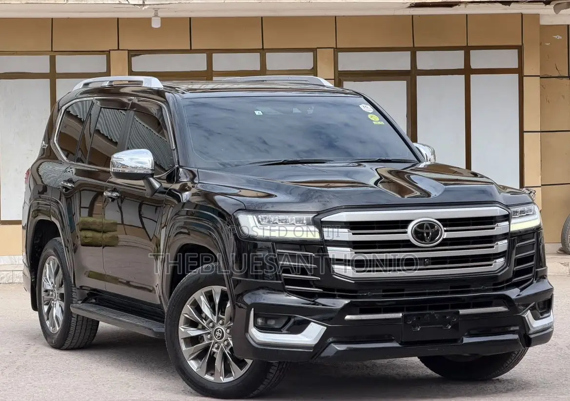 Toyota Land Cruiser 2023 Black
