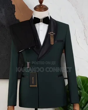 Dress Like a Leader Green Suit