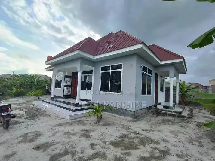 4bdrm House in Rada, Ukonga for sale