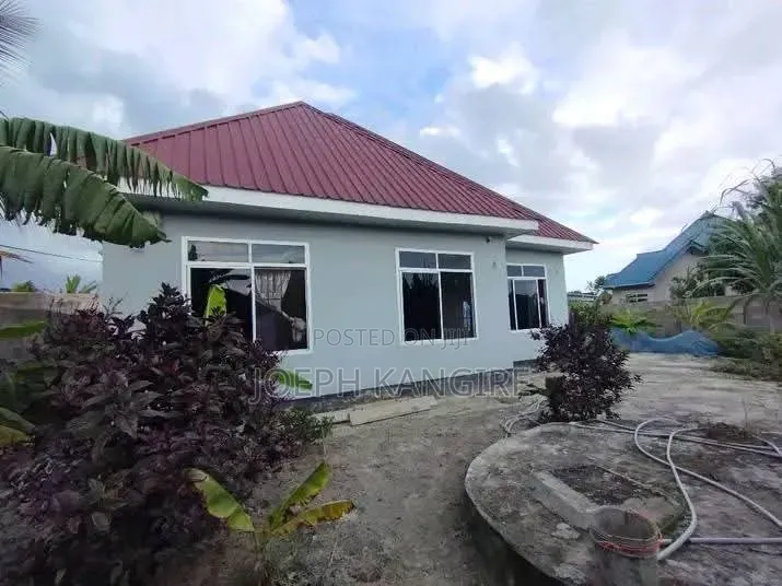 4bdrm House in Rada, Ukonga for sale
