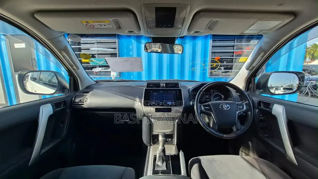 Toyota Land Cruiser Prado 2.7 2019 Pearl