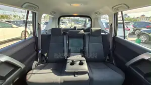 Toyota Land Cruiser Prado 2.7 2019 Pearl