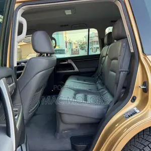 Toyota Land Cruiser 2008 Gold