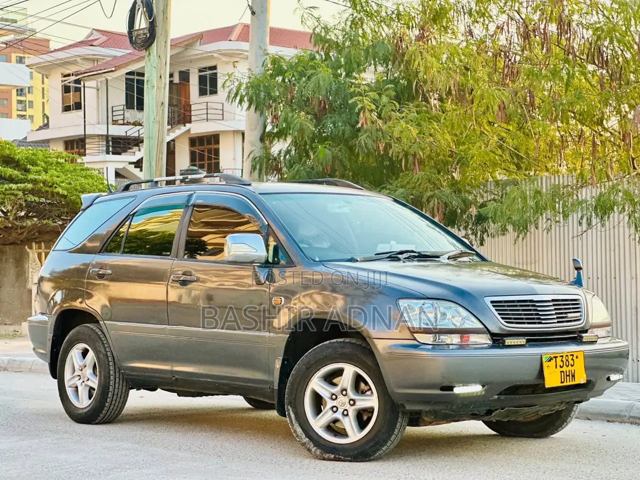 Toyota Harrier 3.0 V6 2001 Gray