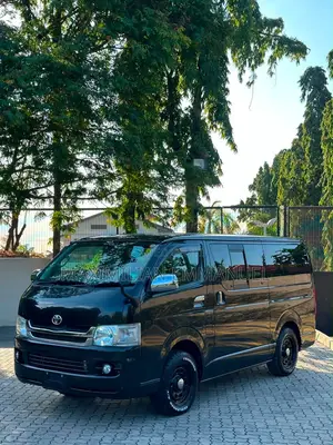 Toyota HiAce 2007 Black