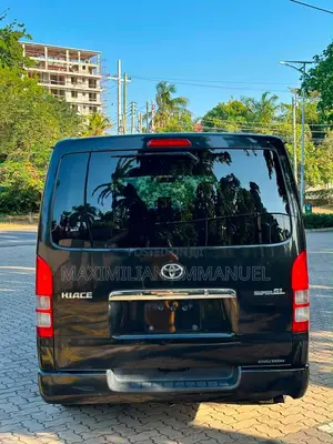 Toyota HiAce 2007 Black