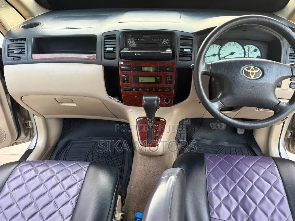 Toyota Corolla Spacio 2002 Silver