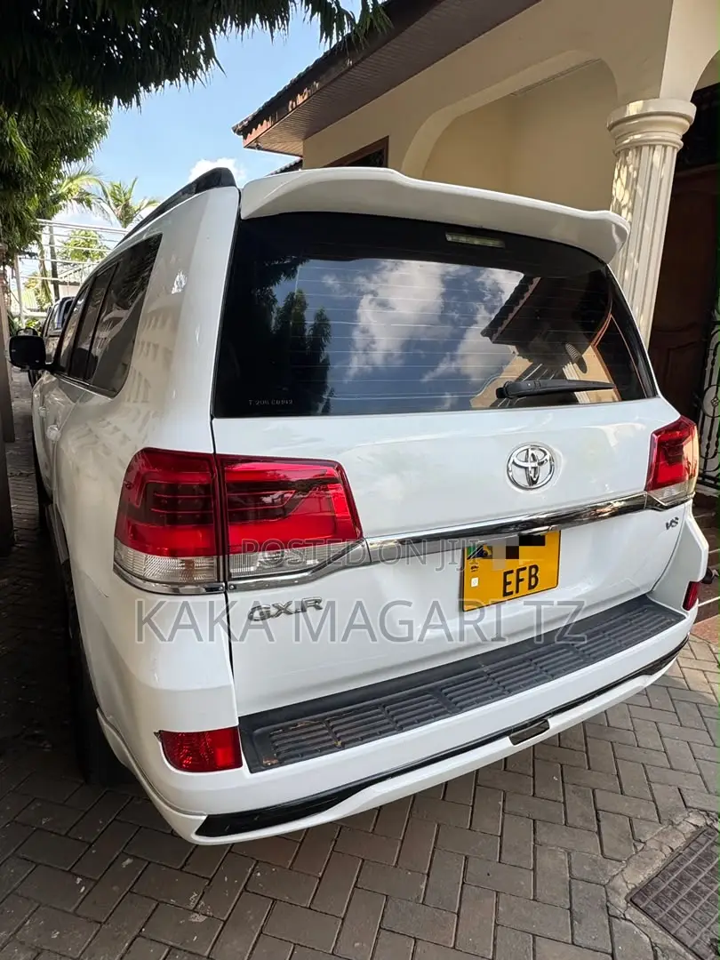 Toyota Land Cruiser 2015 Pearl