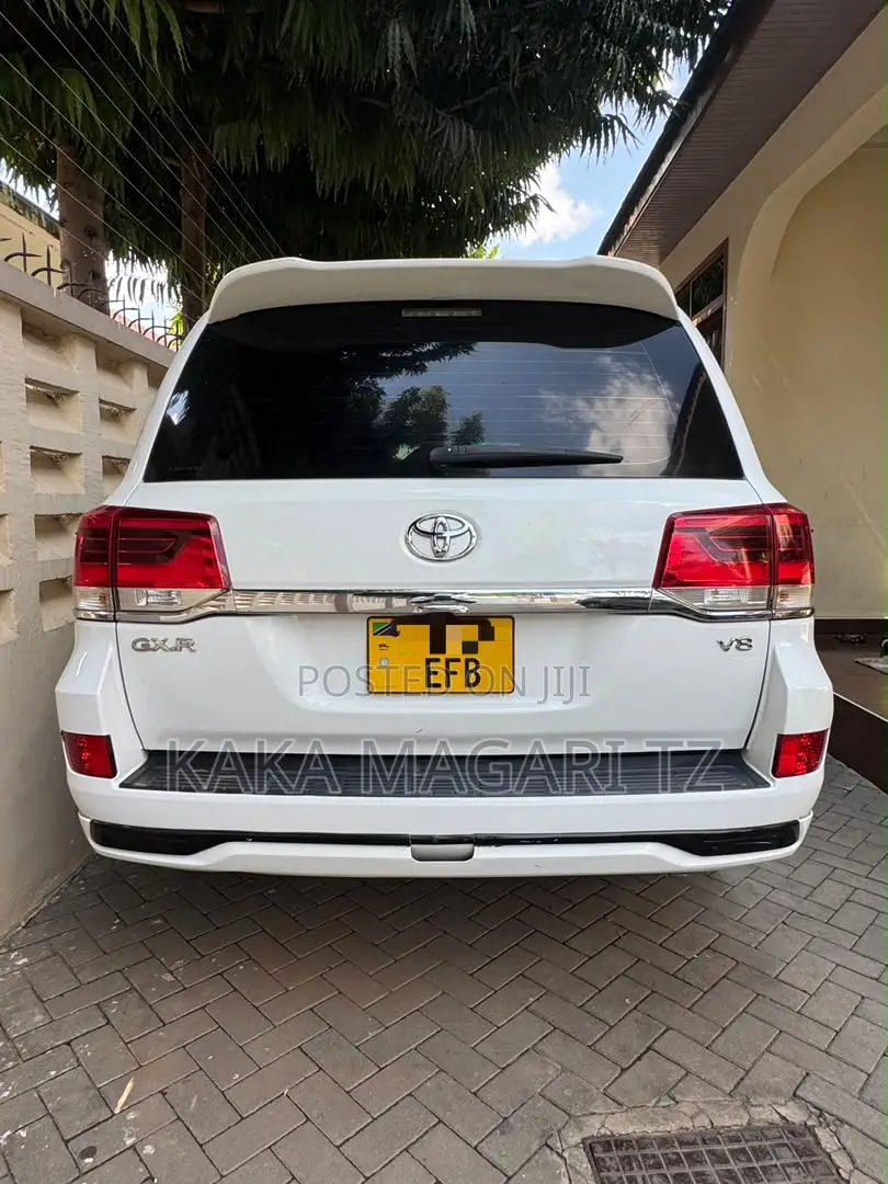 Toyota Land Cruiser 2015 Pearl