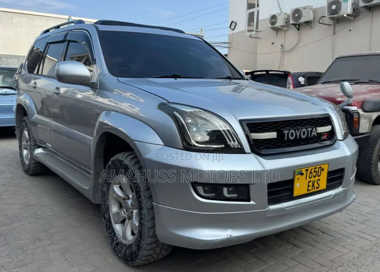Toyota Land Cruiser Prado 2005 Silver