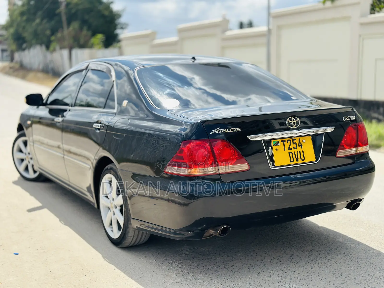Toyota Crown 2006 Black