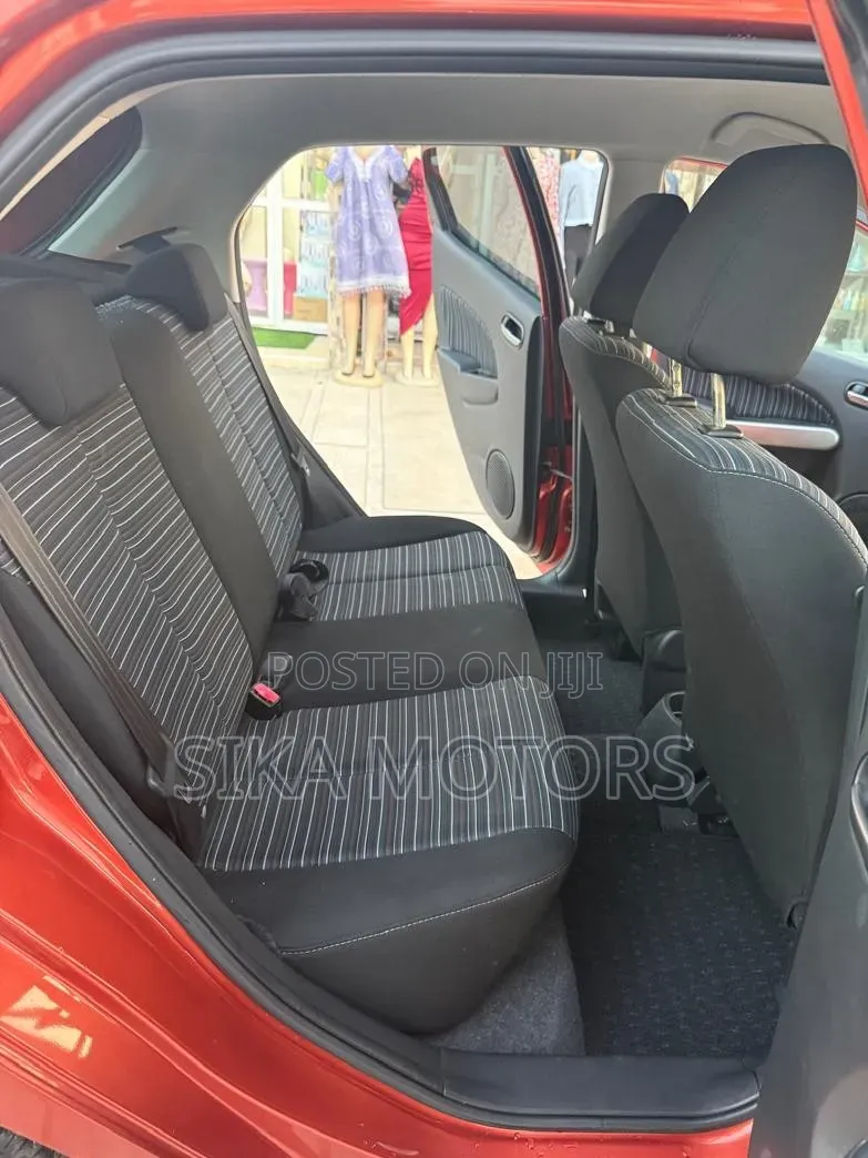 Mazda Demio 2009 Orange