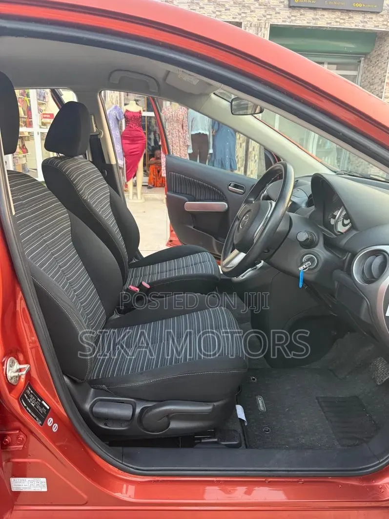 Mazda Demio 2009 Orange