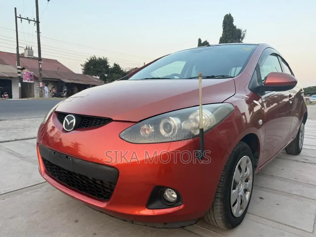 Mazda Demio 2009 Orange