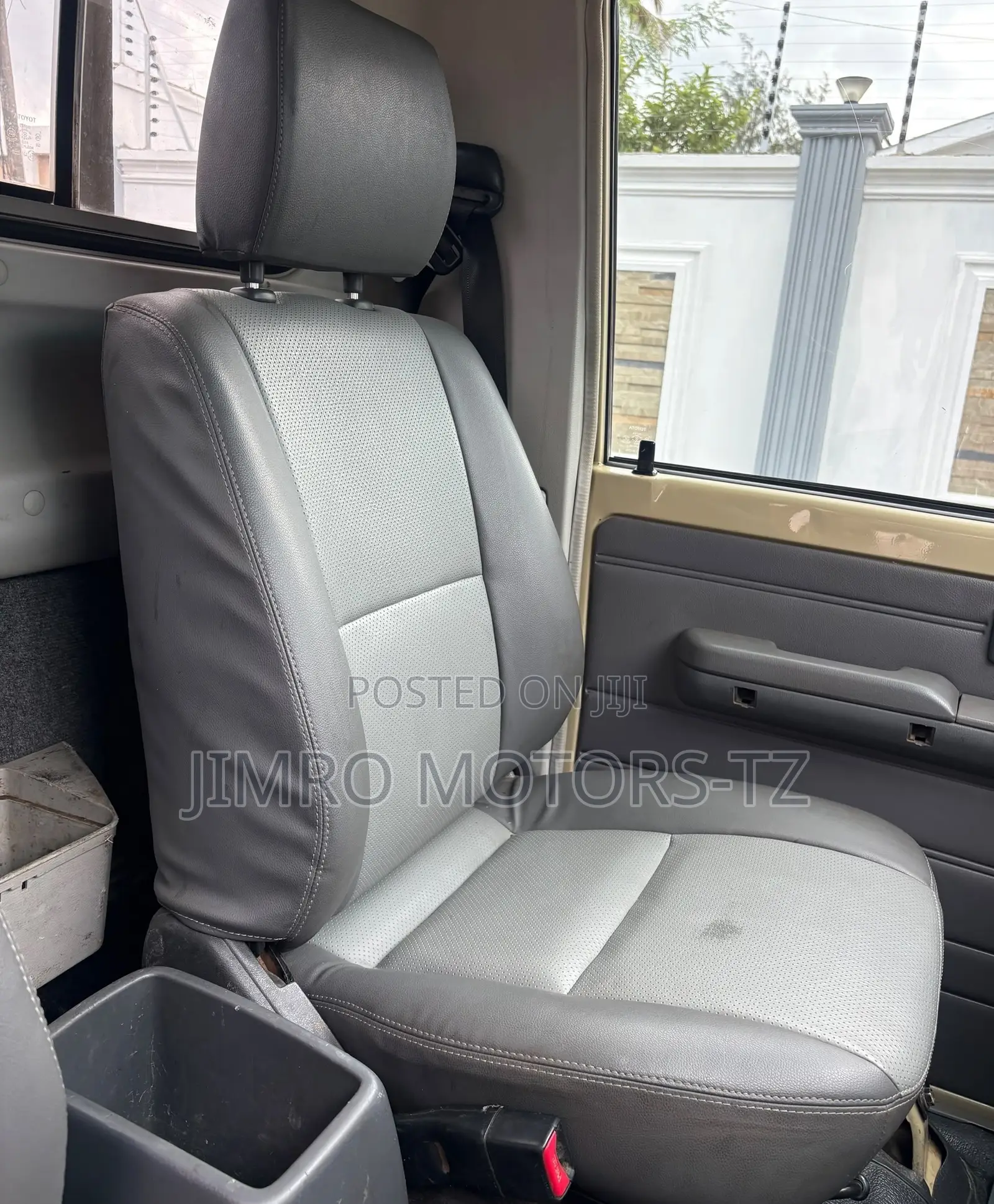 Toyota Land Cruiser 2014 Brown