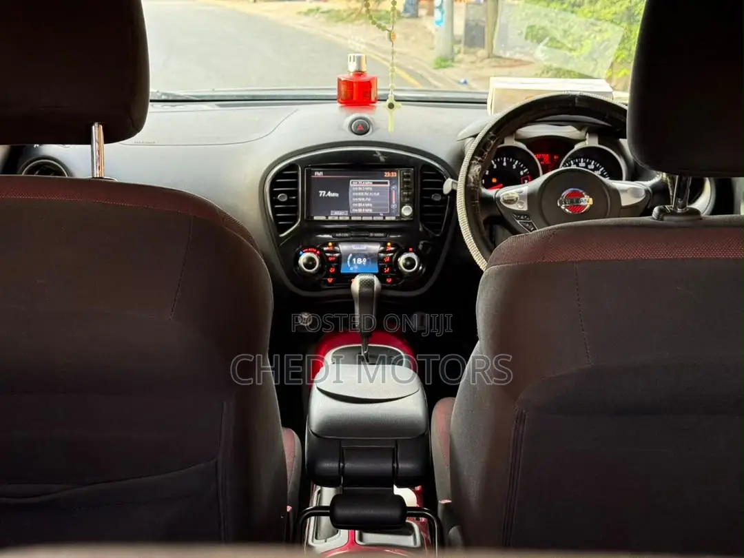 Nissan Juke 2012 Black