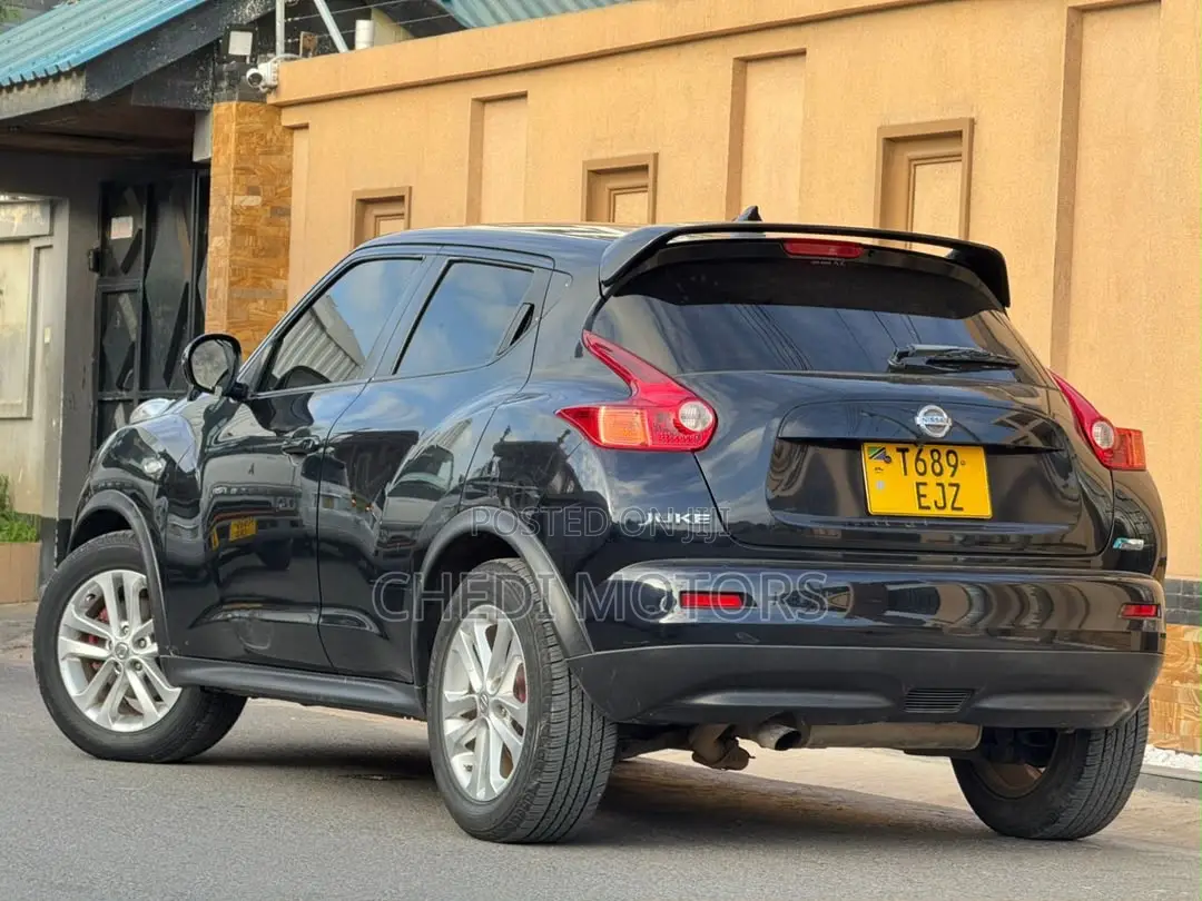 Nissan Juke 2012 Black