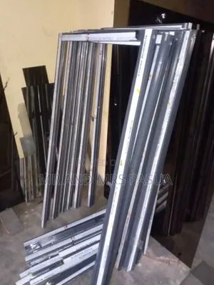 Mr and Mrs Pasua Aluminium and Glass Work Shop