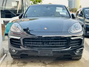 Porsche Cayenne 2016 Black