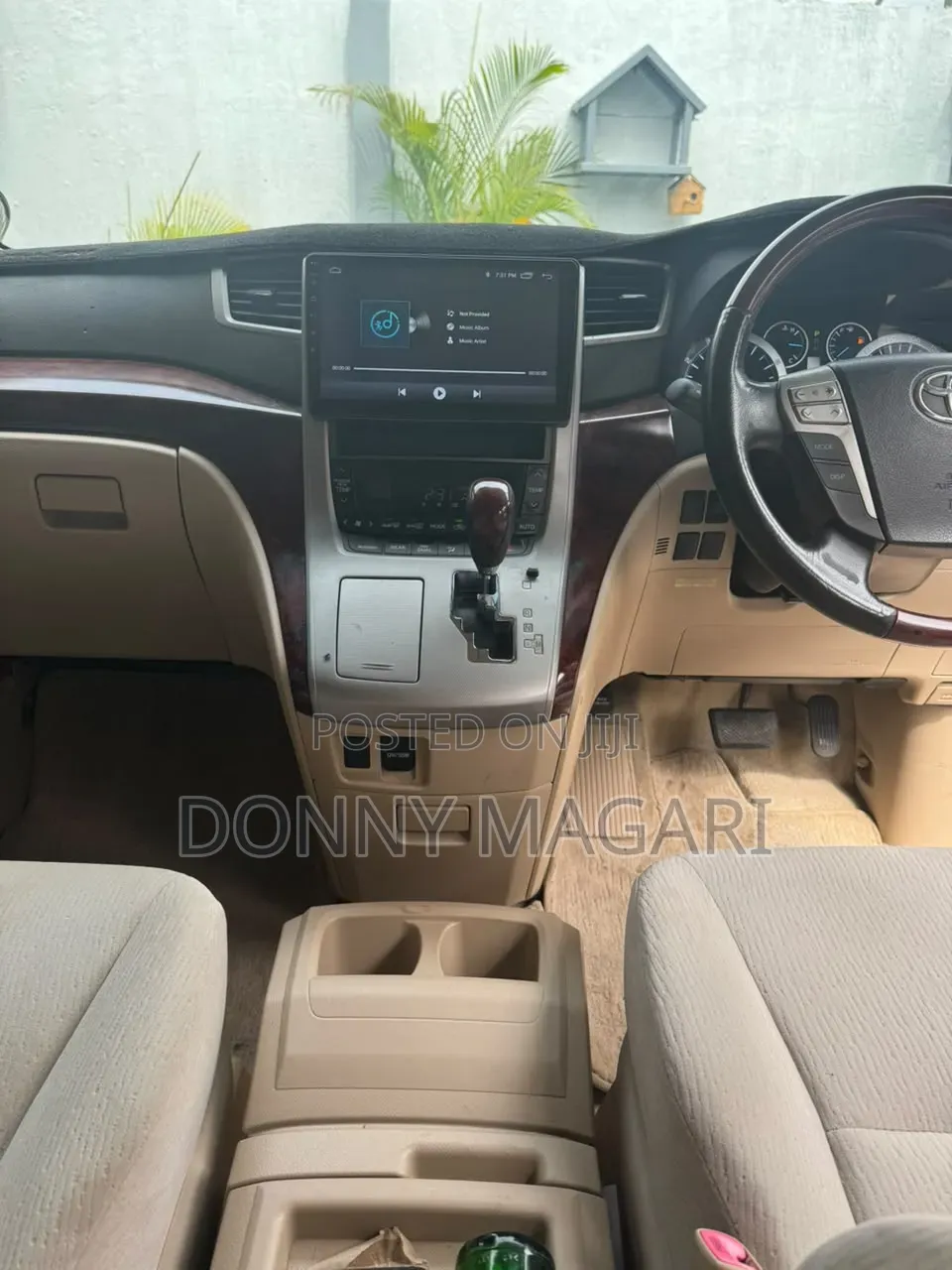 Toyota Vellfire 2011 Black