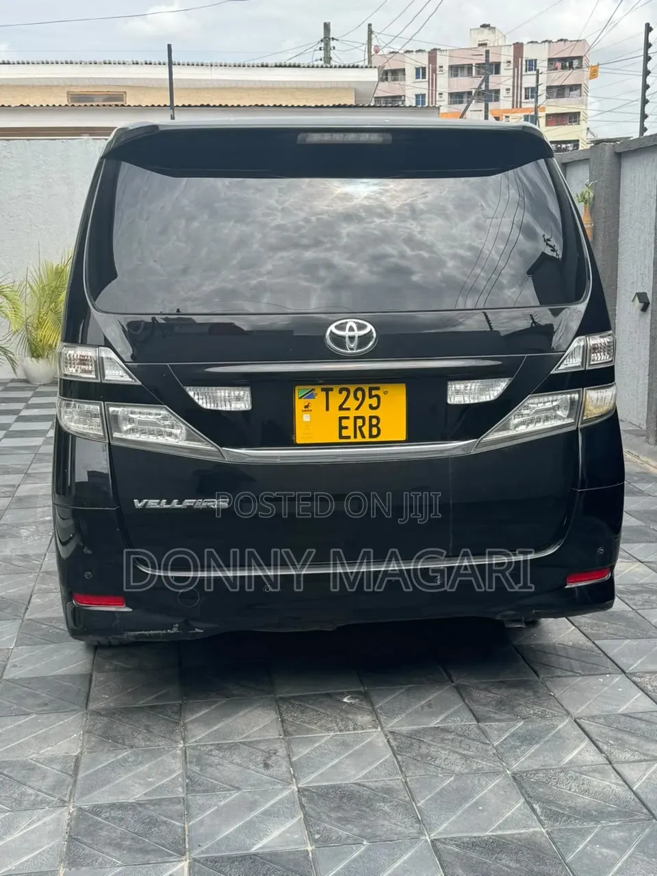Toyota Vellfire 2011 Black