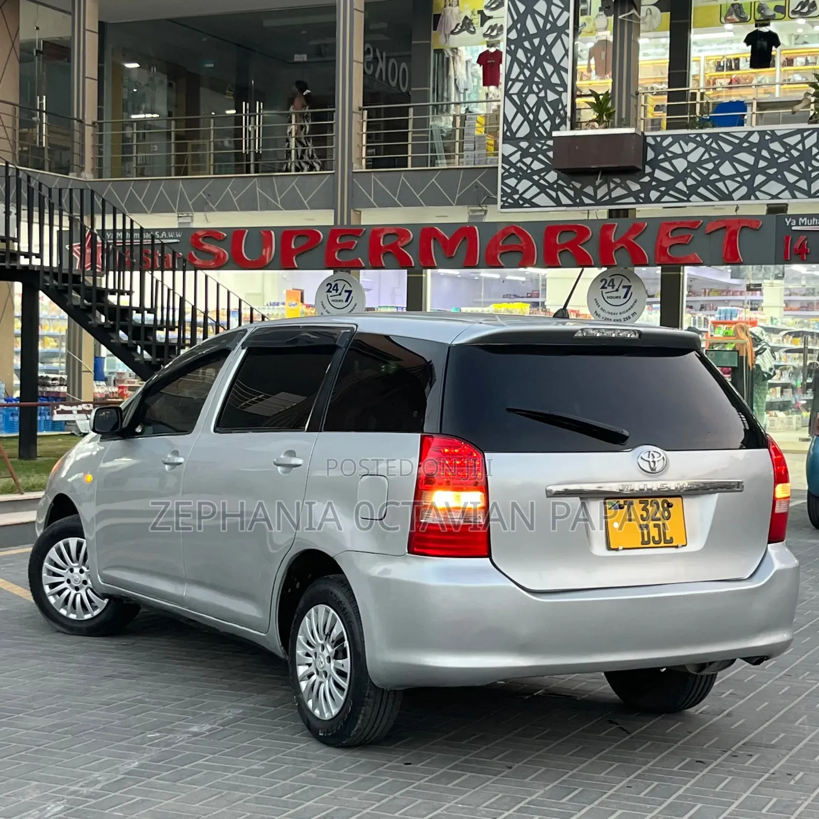 Toyota Wish 2003 Silver