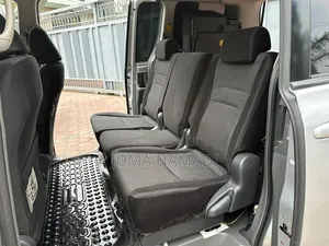Toyota Noah 2008 Silver