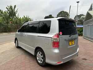 Toyota Noah 2008 Silver