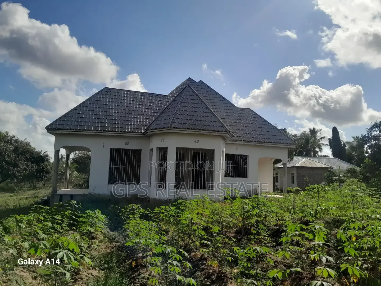 4bdrm House in Goba Kwa Robert, Kinondoni for sale