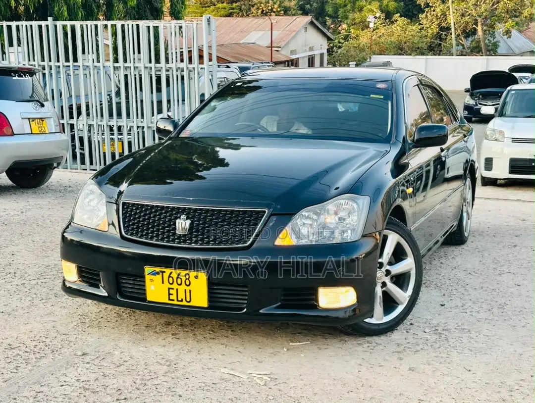 Toyota Crown 2006 Black