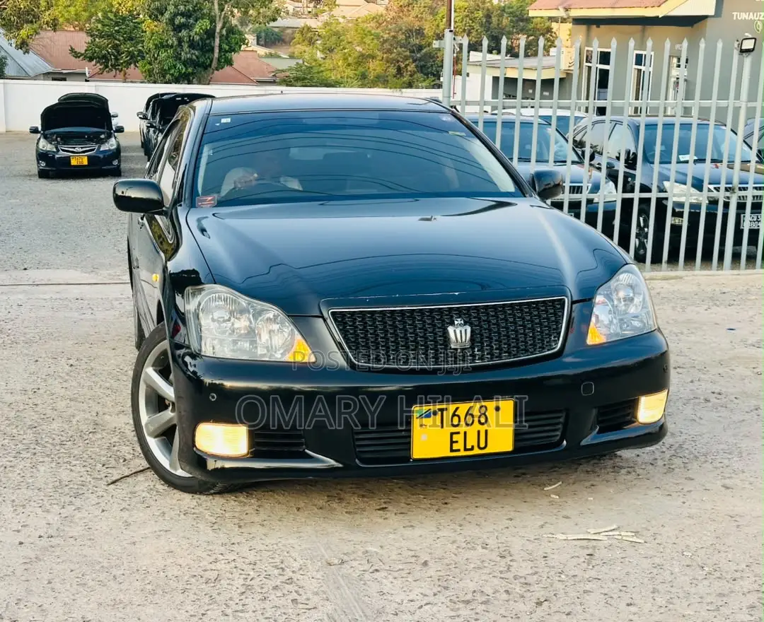 Toyota Crown 2006 Black