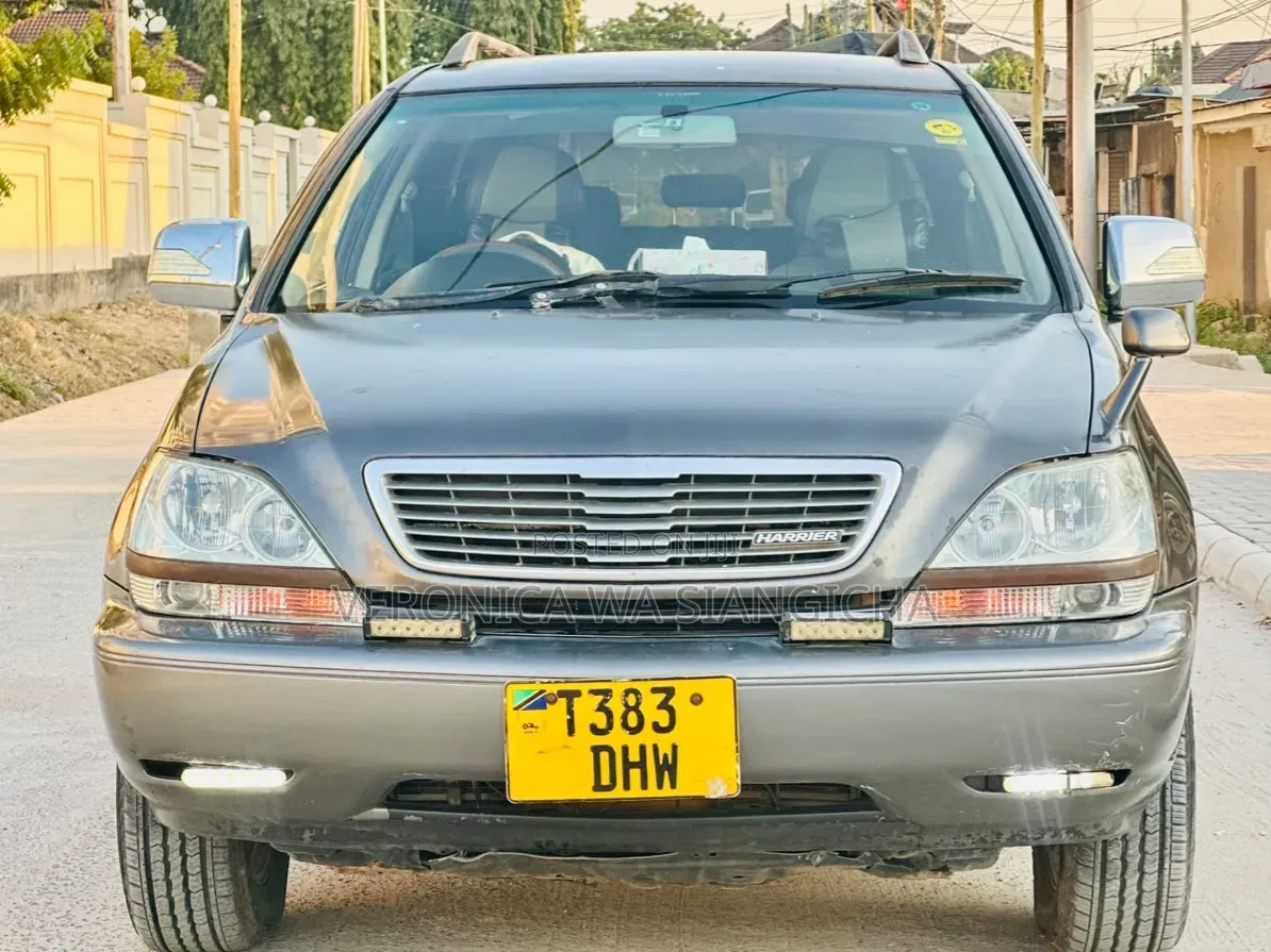 Toyota Harrier 2001