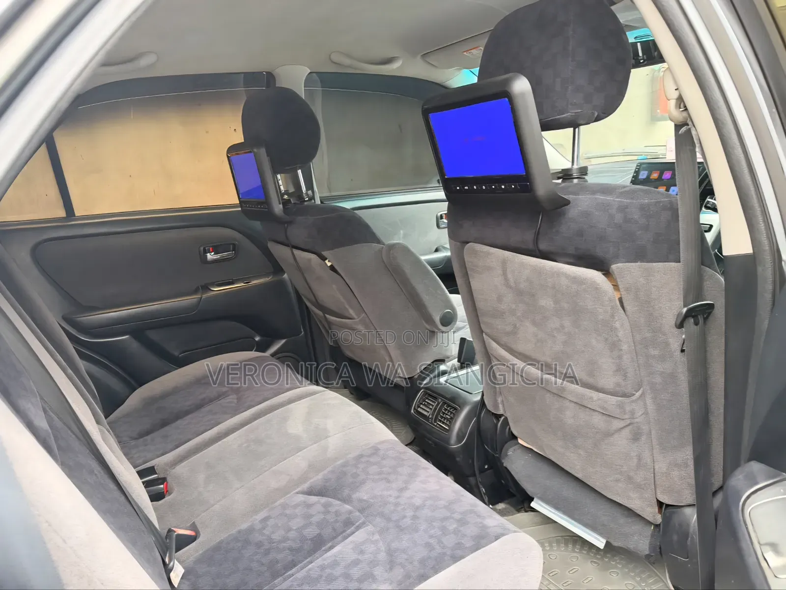 Toyota Harrier 2001