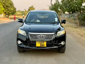 Toyota Vanguard 2011 Black