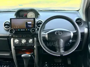 Toyota IST 2005 Silver