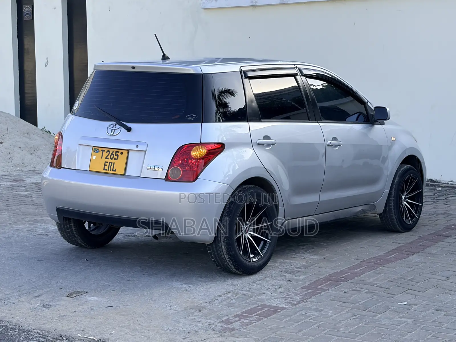 Toyota IST 2005 Silver