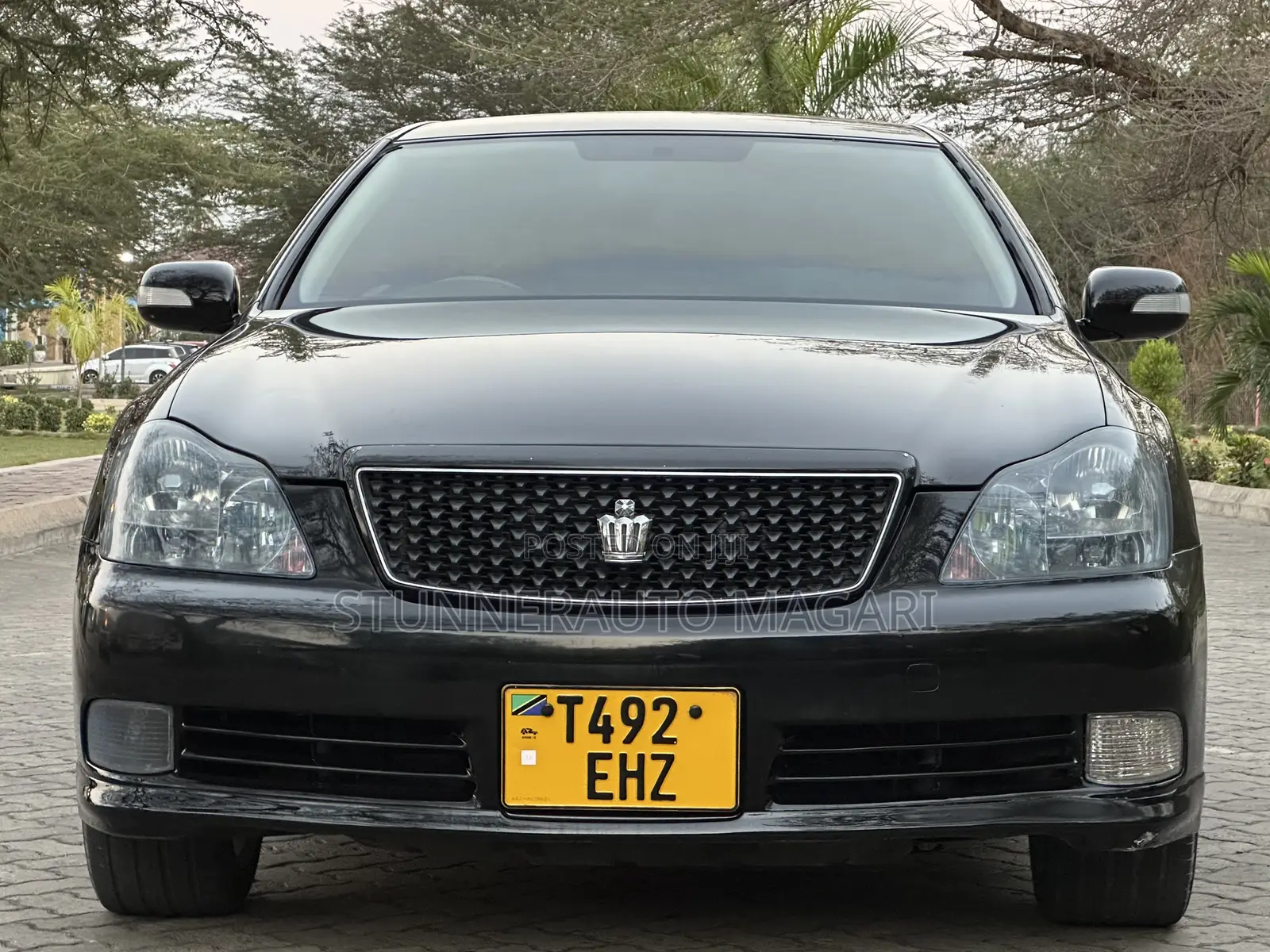 Toyota Crown Royale 2005 Black