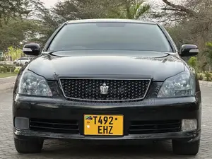 Toyota Crown Royale 2005 Black