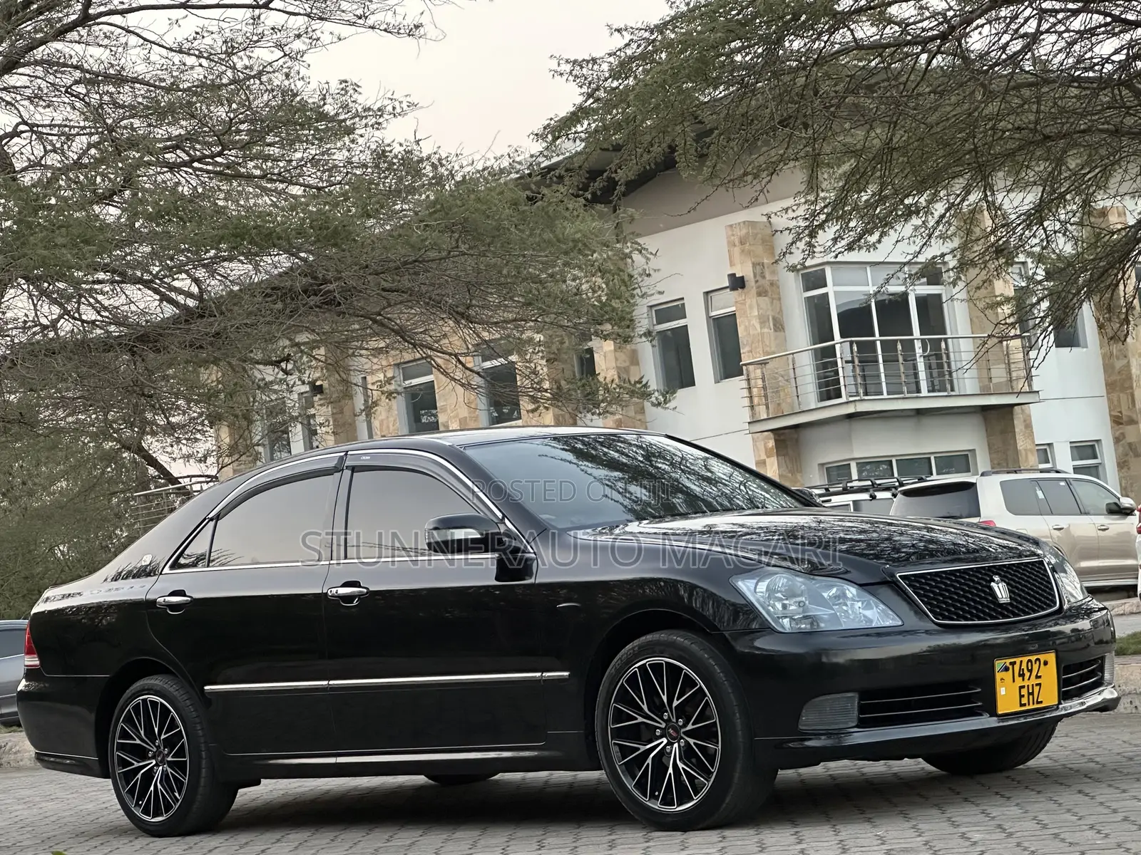 Toyota Crown Royale 2005 Black