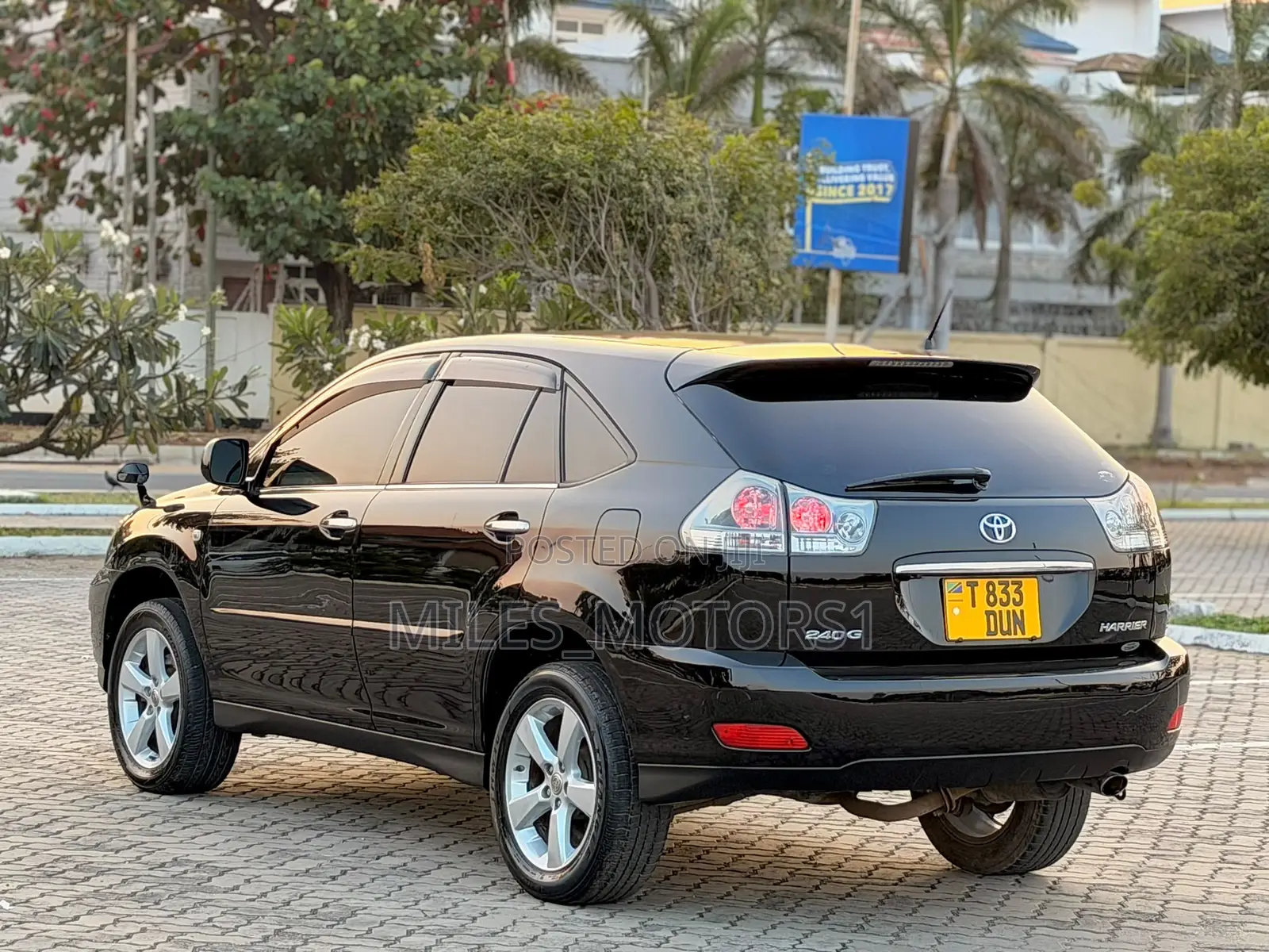 Toyota Harrier 2009 Black