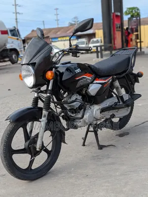 TVS HLX 125 2025 Black