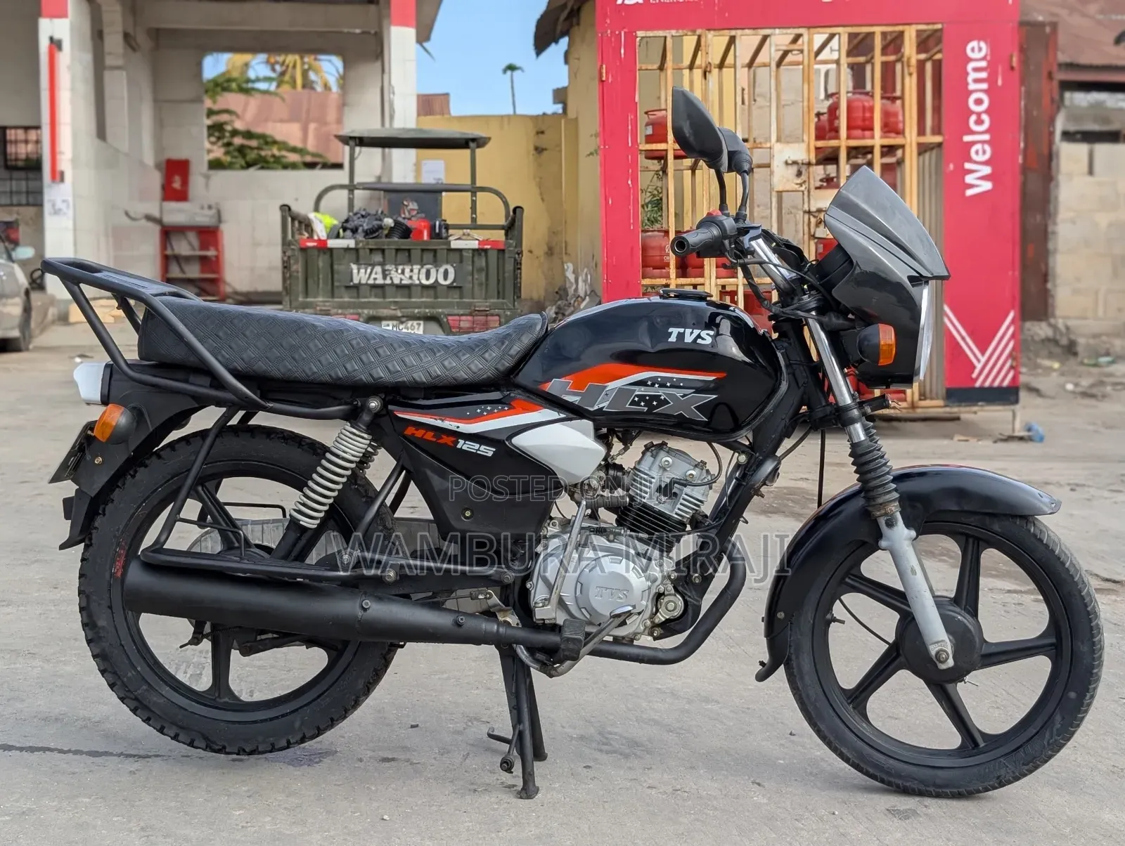 TVS HLX 125 2025 Black