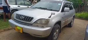 Toyota Harrier 2002 Silver
