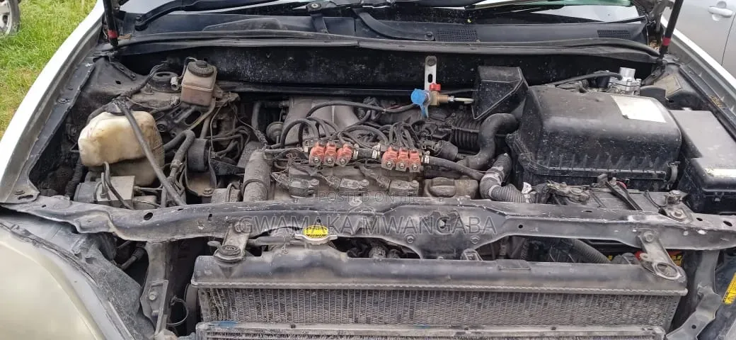 Toyota Harrier 2002 Silver